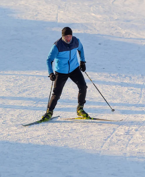 Pietropawłowsk Kazachstan Grudnia 2018 Ludzie Narciarskiego Snow Zima Kazachstan Obiekty — Zdjęcie stockowe