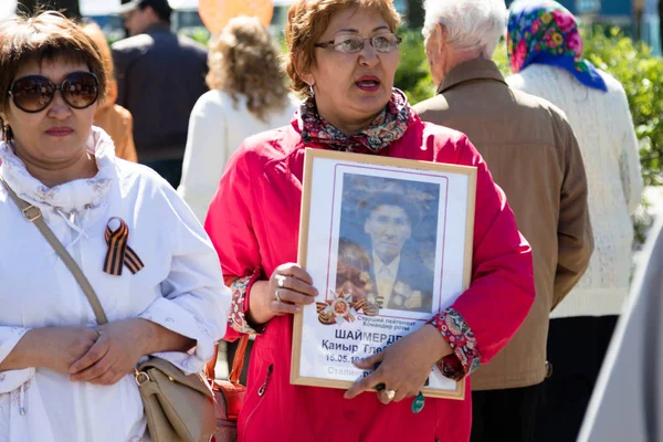 Petropavlovsk 9 Mayıs 2016: sakinleri unutulmaz Alayı 