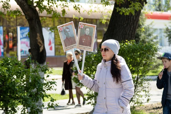 Petropavlovsk 9 Mayıs 2016: sakinleri unutulmaz Alayı 