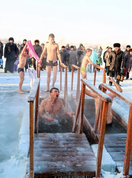 Petropavlovsk, Kazakistan. 19 Ocak 2018: Hıristiyan tatil 