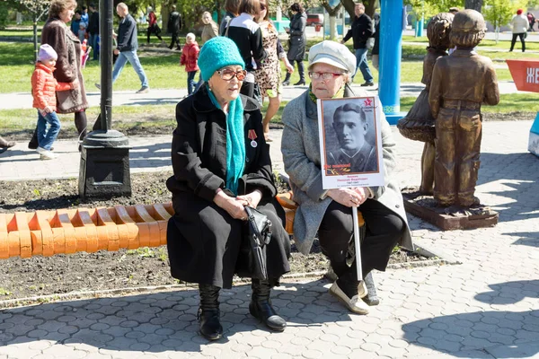 Petropavlovsk 9 Mayıs 2016: sakinleri unutulmaz Alayı 