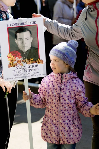 Petropavlovsk 9 Mayıs 2016: sakinleri unutulmaz Alayı 