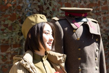 Petropavlovsk, Kazakistan - 9 Mayıs 2016: 9 Mayıs 2016 Petropavlovsk, Kazakistan'daki zafer günü. Ölü savaş anısına. Üyeler mutlu.