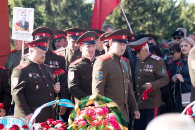 Petropavlovsk 9 Mayıs 2016: sakinleri unutulmaz Alayı 