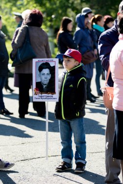 Petropavlovsk 9 Mayıs 2016: sakinleri unutulmaz Alayı 