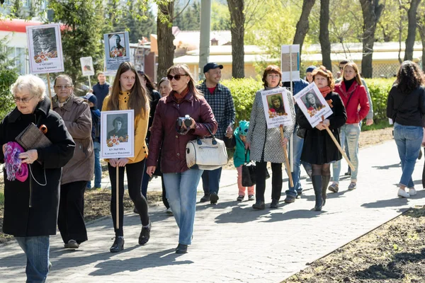 Petropavlovsk 9 Mayıs 2016: sakinleri unutulmaz Alayı 