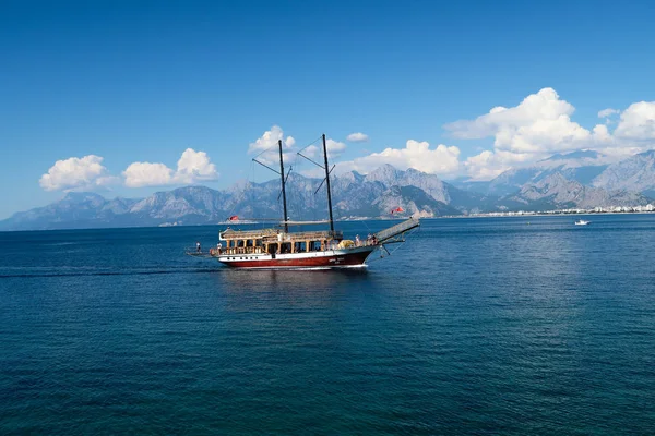 Antalya Turquia Junho 2017 Barcos Antigo Porto Antalya São Uma — Fotografia de Stock