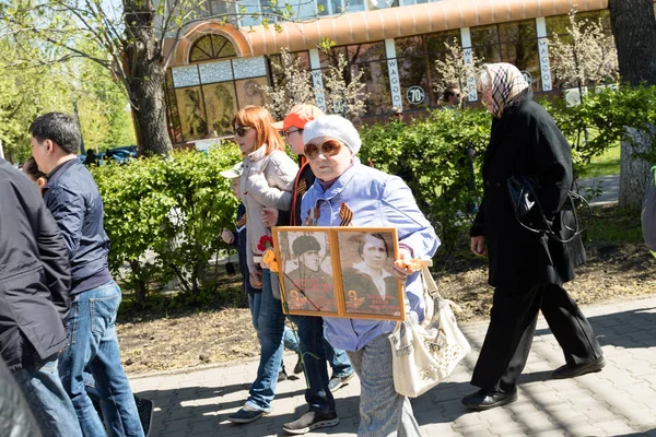 Petropavlovsk 9 Mayıs 2016: sakinleri unutulmaz Alayı 