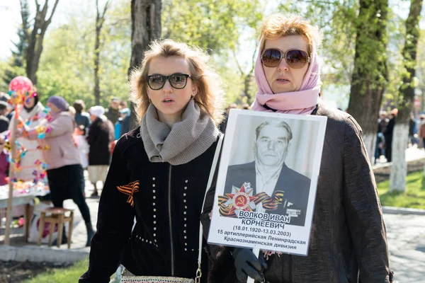 Petropavlovsk 9 Mayıs 2016: sakinleri unutulmaz Alayı 