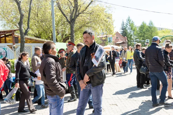 Petropavlovsk 9 Mayıs 2016: sakinleri unutulmaz Alayı 