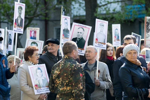 Petropavlovsk 9 Mayıs 2016: sakinleri unutulmaz Alayı 