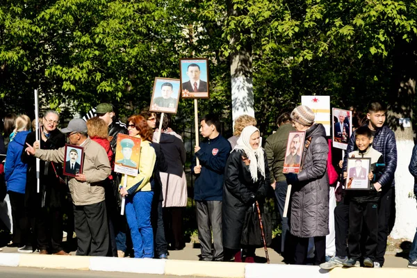 Petropavlovsk 9 Mayıs 2016: sakinleri unutulmaz Alayı 