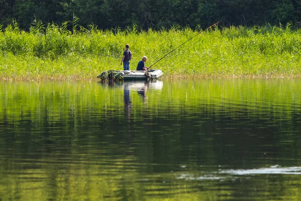 Petropavlovsk Kazajstán Julio 2018 Pescadores Personas Botes Goma Los Peces — Foto de Stock