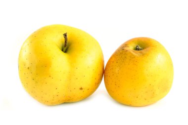 Olgun elma izole beyaz arka plan üzerinde