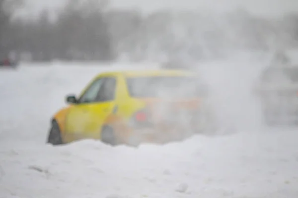 Personenauto Winter Sneeuw Blizzard Ijs Ijzige Weg — Stockfoto