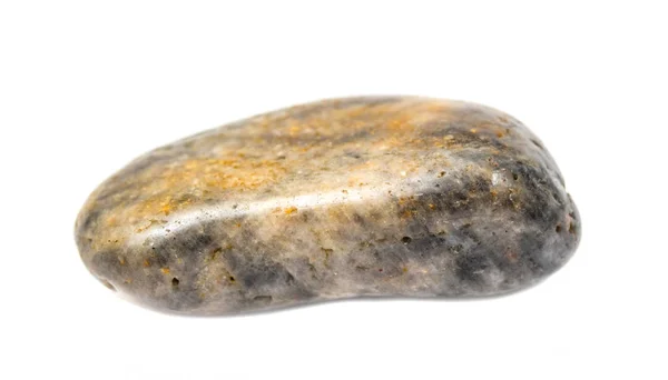 Різнокольоровий Гладкий Камінь Білому Фоні Ізольований — стокове фото
