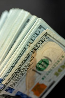 para 100 dolar faturaları bir arka plan iş olarak