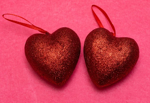 Corazón Rojo Sobre Fondo Rosa Día San Valentín Hermoso Fondo —  Fotos de Stock