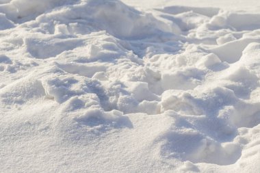 arka plan olarak kar yağışı karlı manzara kış