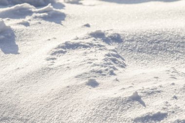 arka plan olarak kar yağışı karlı manzara kış