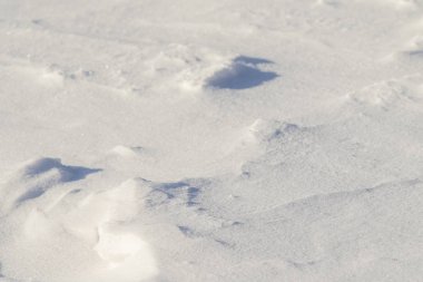 arka plan olarak kar yağışı karlı manzara kış