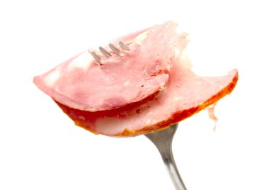 Sosis bir çatal, beyaz arka plan, fotoğraf stüdyosu.