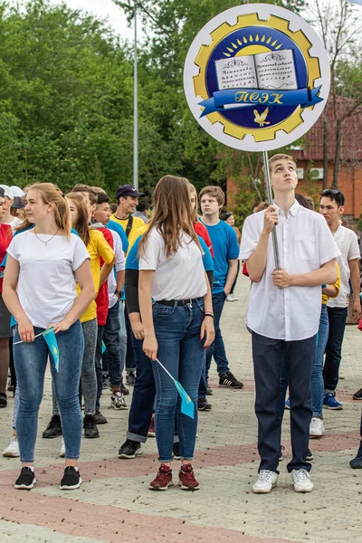 Petropavlovsk Cazaquistão Junho 2019 Dia Internacional Criança Desfile Estudantes Crianças — Fotografia de Stock