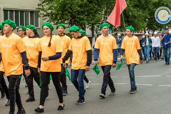 Petropavlovsk Cazaquistão Junho 2019 Dia Internacional Criança Desfile Estudantes Crianças — Fotografia de Stock