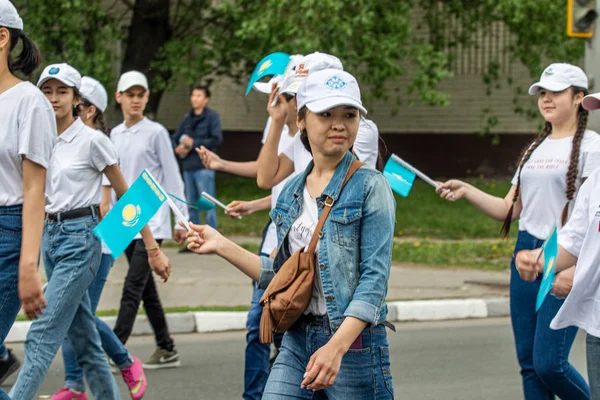 Pietropawłowsk Kazachstan Czerwca 2019 Międzynarodowy Dzień Dziecka Parada Uczniów Uczennice — Zdjęcie stockowe