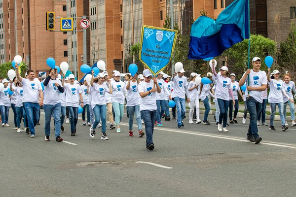 Petropavlovsk Kazachstán Června 2019 Mezinárodní Den Dětí Průvod Školáků Ulicích — Stock fotografie