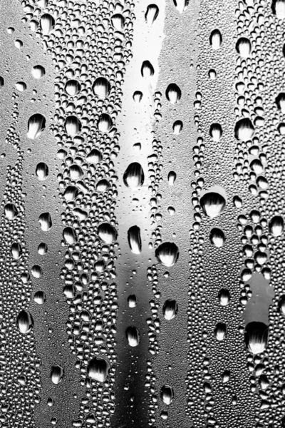 Gotas Lluvia Vidrio Fondo Blanco Negro Textura Vidrio Moda —  Fotos de Stock