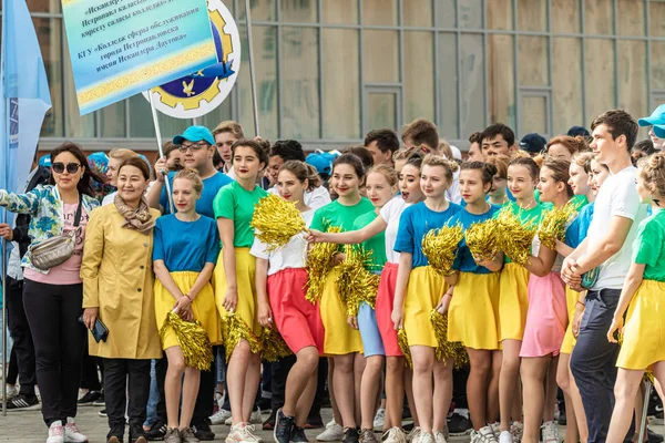 Petropavlovsk Kazakhstan June 2019 International Children Day Parade Schoolchildren Students — Stock Photo, Image