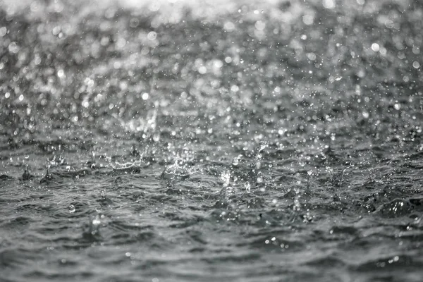 Large Drops Water Splashing Background Blurred Background — Stock Photo, Image