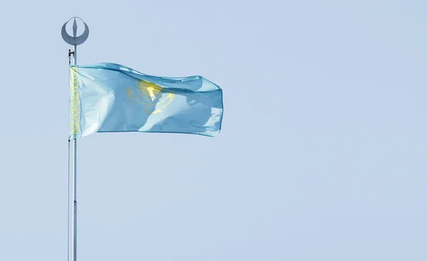 Kék Ellen Kazahsztán Zászlaja — Stock Fotó