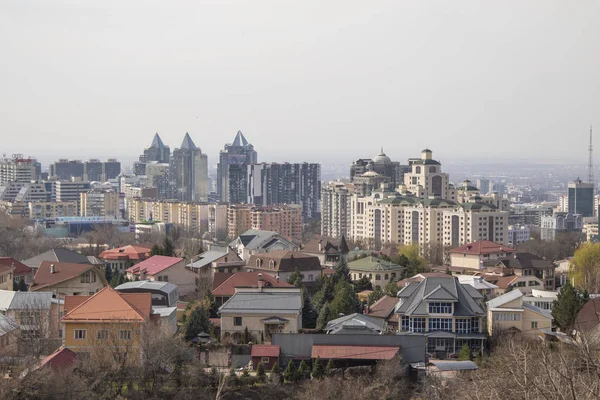 Almaty Kazachstan Maart 2019 Moderne Architectuur Almaty Stad Kazachstan Uitzicht — Stockfoto