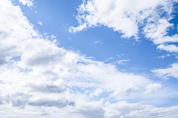 White Clouds Blue Sky Clouds Suspended Atmosphere Condensation Water Vapor — Stock Photo, Image