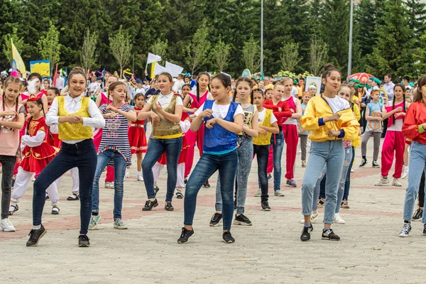 Petropavlovsk Kazakhstan June 2019 International Children Day Parade Schoolchildren Students — Stock Photo, Image