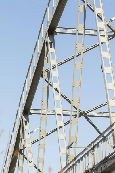 Metal Arches Bridge River Winter Landscape — Stock Photo, Image