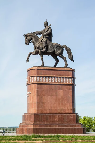 Petropavlovsk Kazakhstan June 2019 Monument Poet Commander Kozhabergen Zhyrau 16631763 — Stock Photo, Image