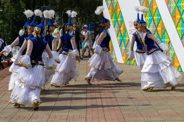 Petropavlovsk Kazakistan Agosto 2019 Petropavlovsk Una Passeggiata Costumi Nazionali Strade — Foto Stock