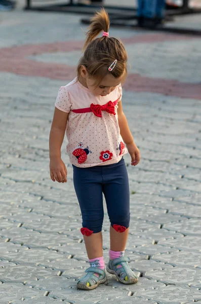 Petropavlovsk Kazajstán Agosto 2019 Niños Padres Bailan Parque Ciudad Día — Foto de Stock