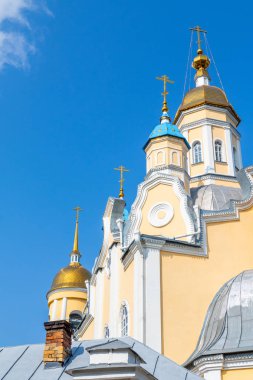 Petropavlovsk, Kazakistan - 23 Ağustos 2019: Kazakistan Cumhuriyeti Moskova Patrikhanesi. Petropavlovsk-Bulaev piskoposluğu. Ortodoks havariler Peter ve Paul onuruna Katedral.