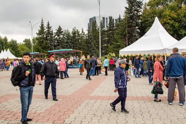 Πετροπαυλόπσκ Καζακστάν Αυγούστου 2019 Καζακστάν Σηματοδοτεί Την Ημέρα Του Συντάγματος — Φωτογραφία Αρχείου