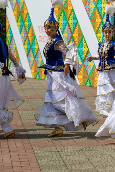 Petropavlovsk Kazakhstan Août 2019 Petropavlovsk Une Promenade Costumes Nationaux Dans — Photo