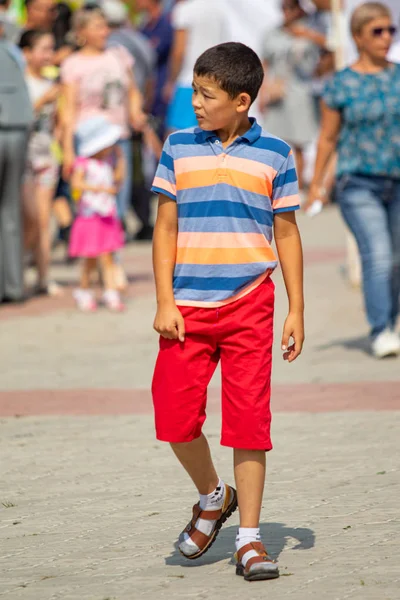 Petropavlovsk Kazakhstan August 2019 Parents Children Walk National Costumes Streets — Stock Photo, Image