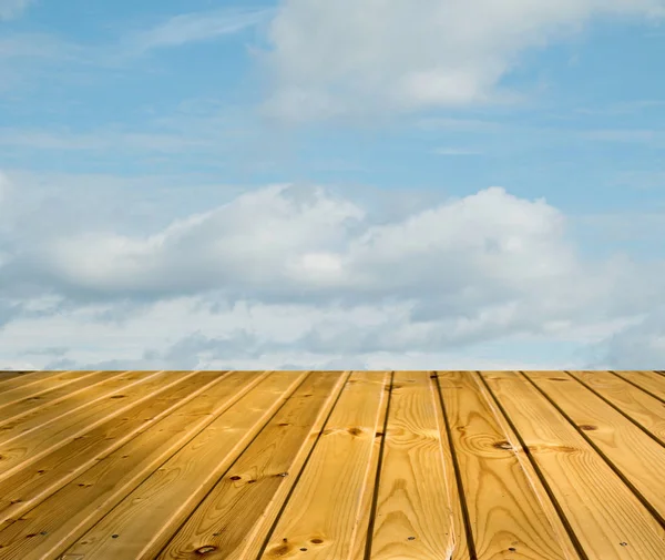 Blå Himlen Moln Med Trä Gångväg — Stockfoto