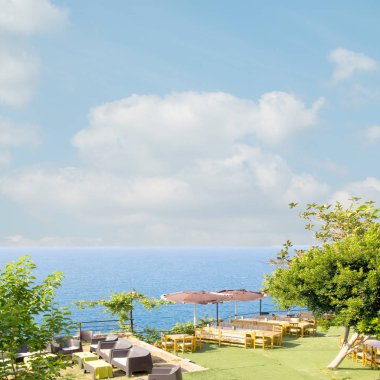 Plaj gökyüzü bulutlar Cafe