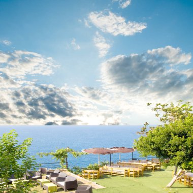 Plaj gökyüzü bulutlar Cafe