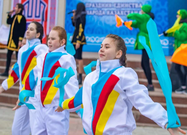 Pietropawłowsk Kazachstan Maja 2019 Pieśni Tańce Narodowych Strojach Ludów Kazachstanu — Zdjęcie stockowe