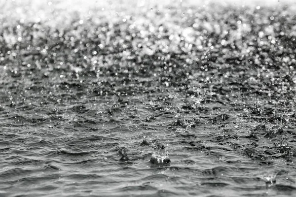 Large Drops Water Splashing Background Blurred Background — Stock Photo, Image